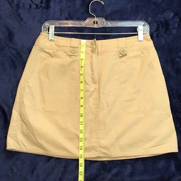 New York & Co. 🌴 khaki skort - Picture 4 of 8